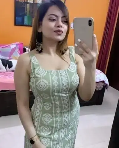 Call Girl in Chakur
