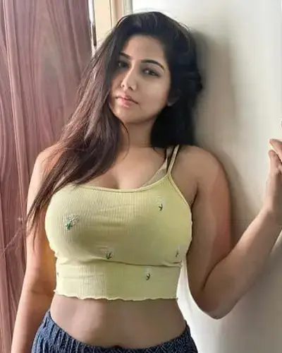 Escorts Chakur